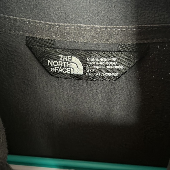 The North Face fleece quarter-zip pullover - Picture 2 of 2